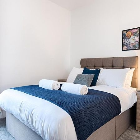 Make This Your Base! Tv In Every Bedroom! 梅瑟蒂德菲尔 外观 照片