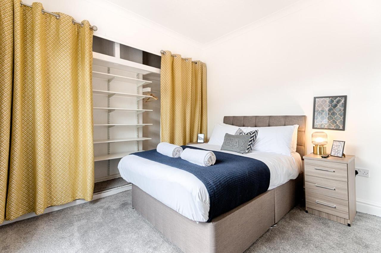 Make This Your Base! Tv In Every Bedroom! 梅瑟蒂德菲尔 外观 照片